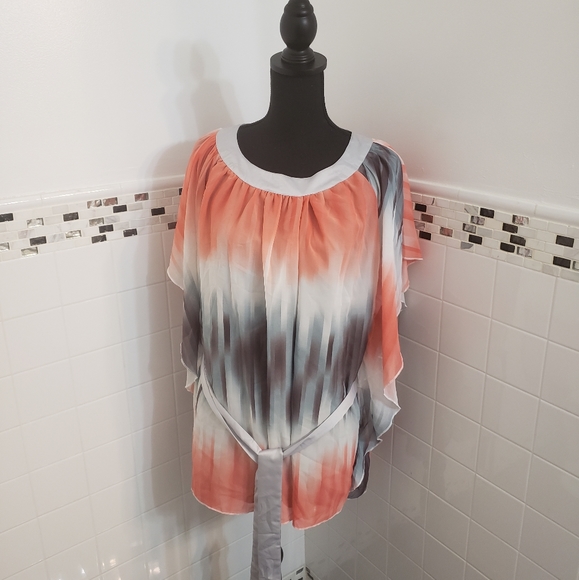 Rouge! Tops - Rouge Collection Batwing Top